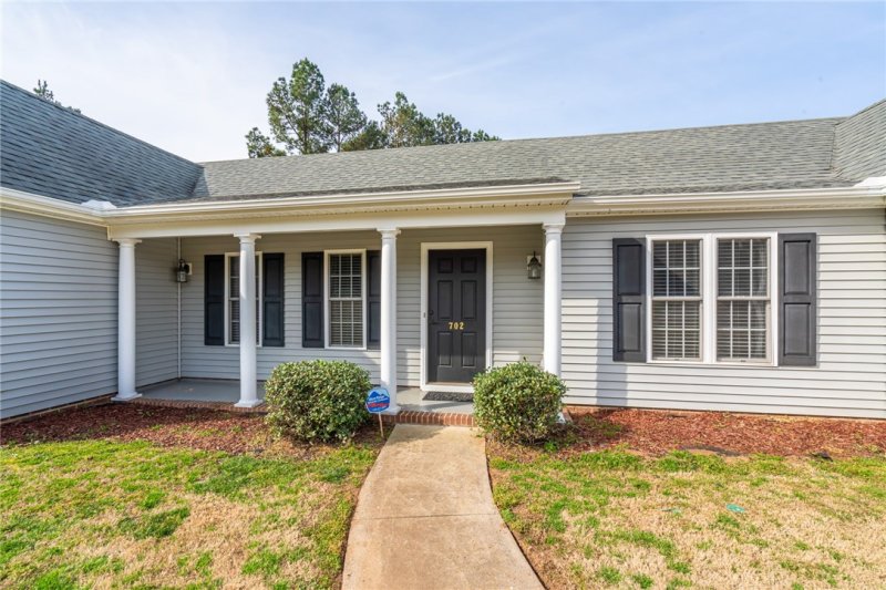 Property image 2 at 702 Friendship Road, Seneca, SC 29678