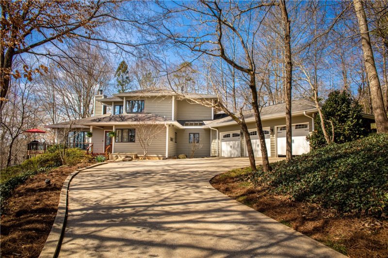 Property image 2 at 306 Kings Way, Clemson, SC 29631