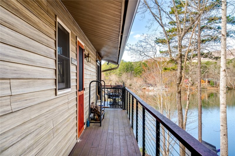 Property image 4 at 257 Jumping Branch Road, Tamassee, SC 29686