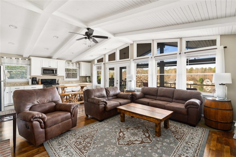 Property image 5 at 257 Jumping Branch Road, Tamassee, SC 29686