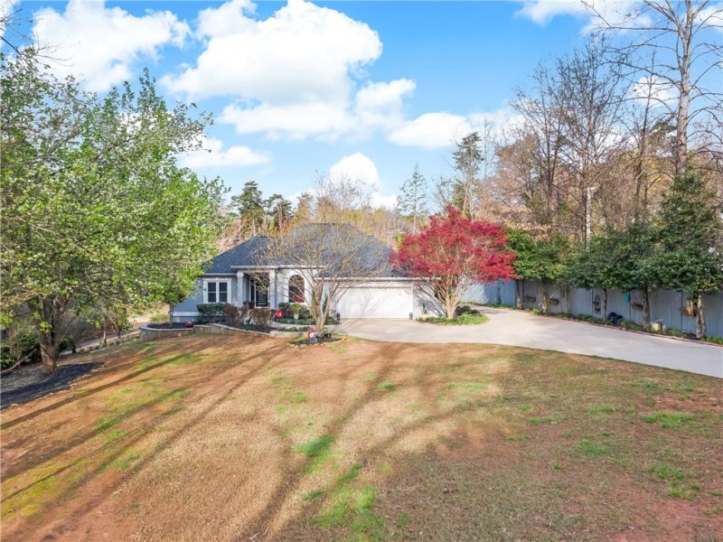 Property image 3 at 121 Club Point, Anderson, SC 29626