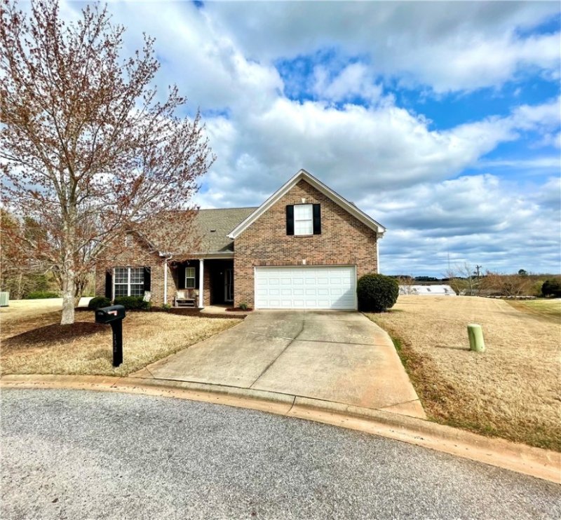 Property image 2 at 132 Herd Park Court, Anderson, SC 29621