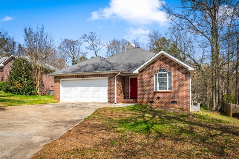 Property image 2 at 13 Woodbridge Circle, Anderson, SC 29621