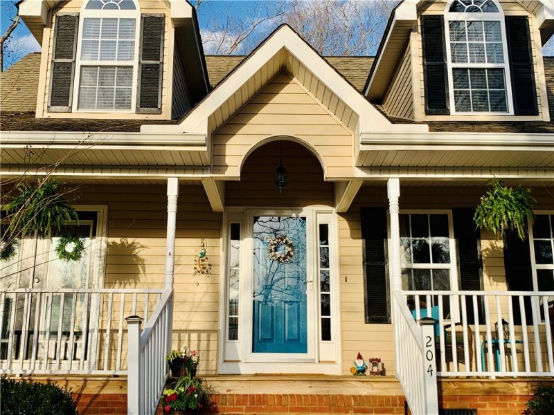 Property image 4 at 204 Edens Oaks Court, Six Mile, SC 29682