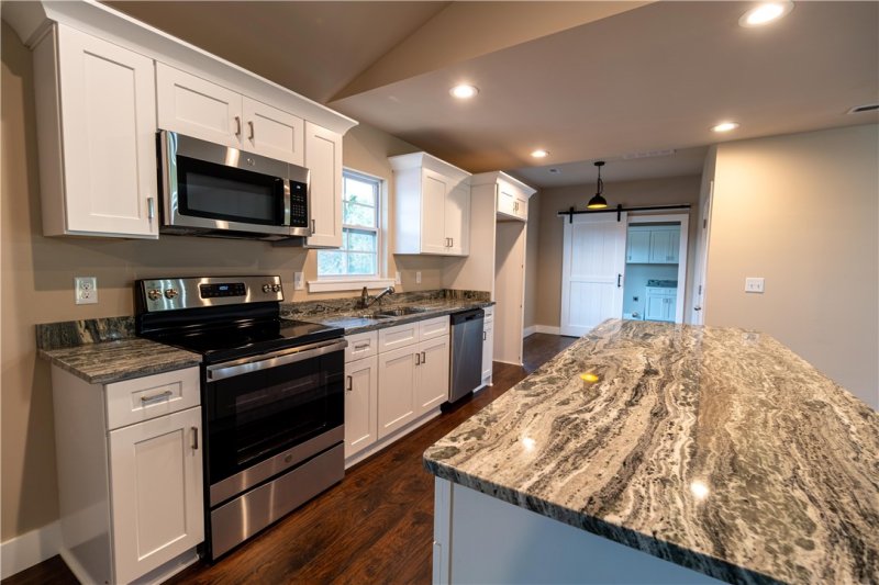 Property image 3 at 613 Quincy Road, Seneca, SC 29678