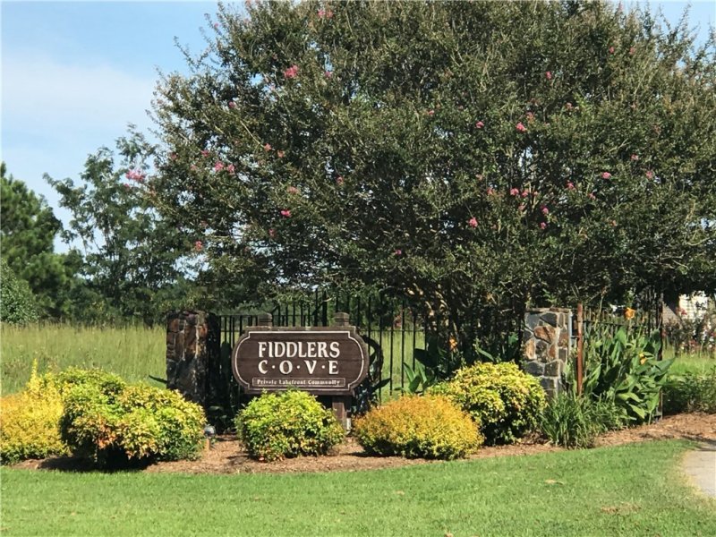 Property image 3 at 521 The Bear Boulevard, Tamassee, SC 29686