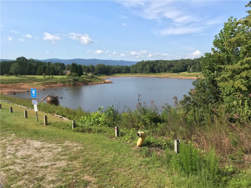 Property image 5 at 521 The Bear Boulevard, Tamassee, SC 29686