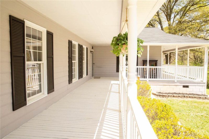 Property image 5 at 201 Stonebrook Drive, Seneca, SC 29672