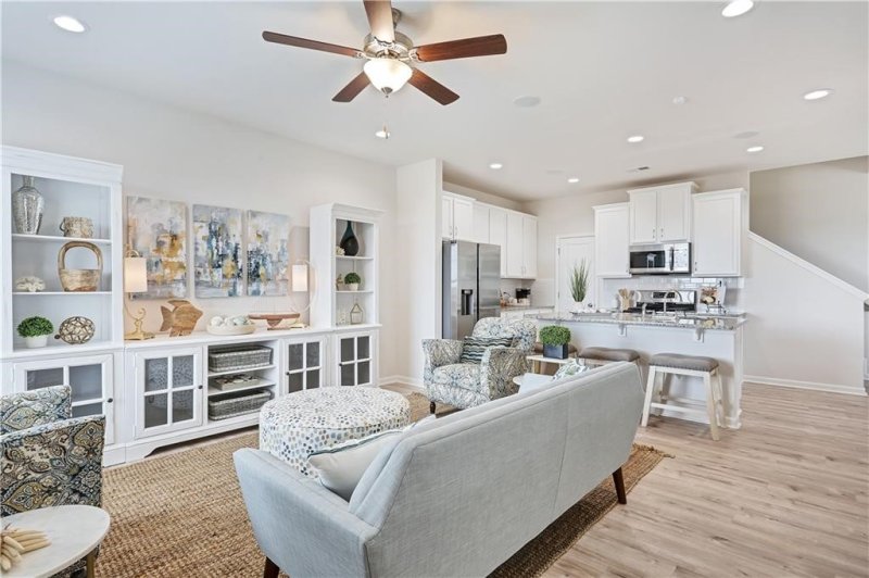 Property image 2 at 215 Scenic Road, Anderson, SC 29621