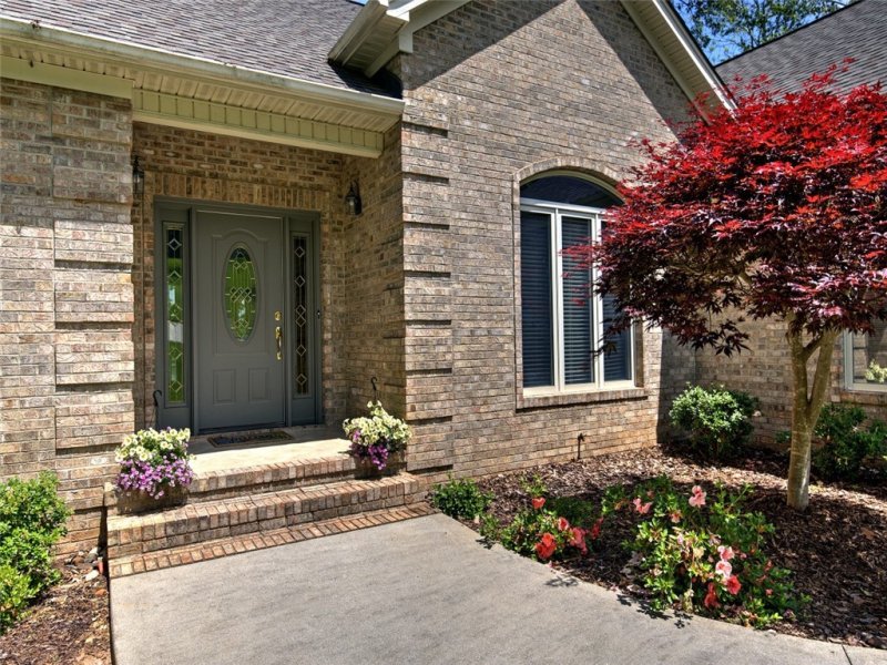 Property image 2 at 706 Topaz Court, Seneca, SC 29672