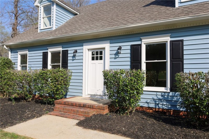 Property image 2 at 104 Georgewood Drive, Easley, SC 29640
