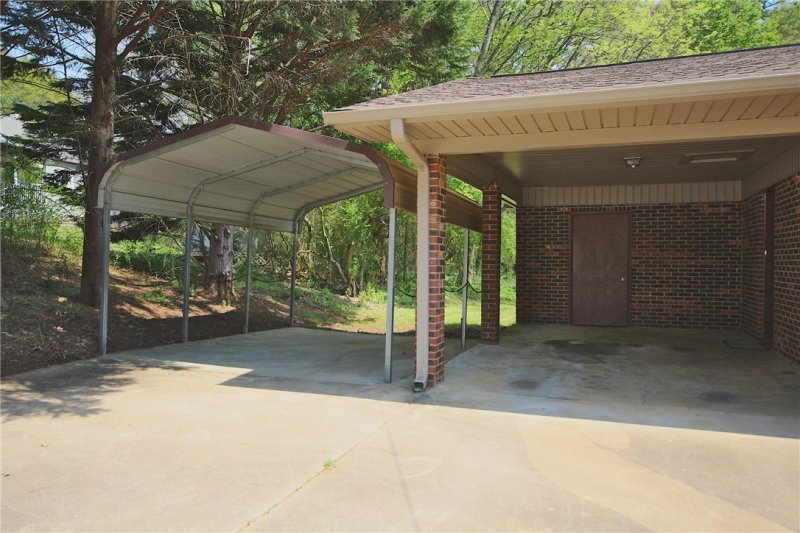 Property image 5 at 3068 Brookfield Drive, Seneca, SC 29672