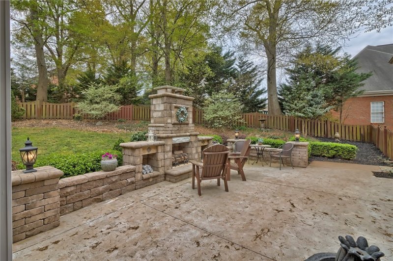 Property image 3 at 115 Walnut Creek Way, Greenville, SC 29611