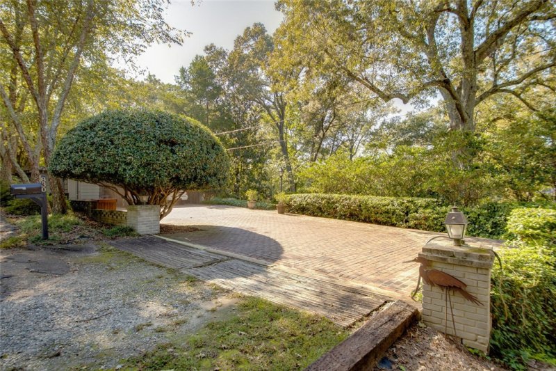 Property image 2 at 830 Lakeside Drive, Anderson, SC 29621