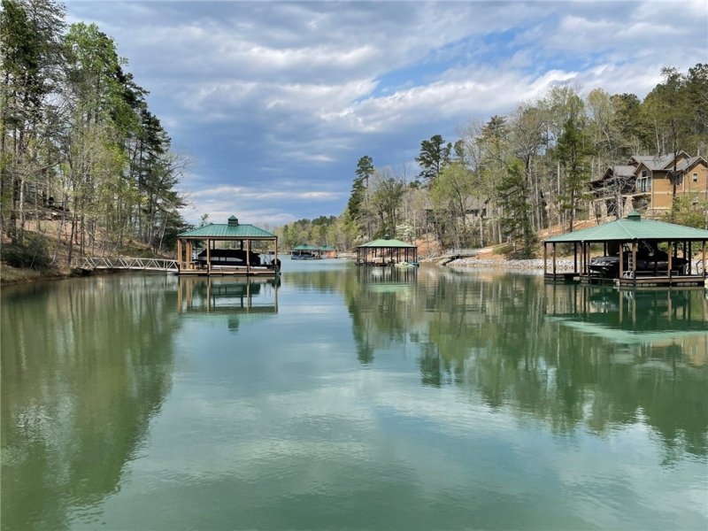 Property image 3 at 106 Mossy Way, Six Mile, SC 29682