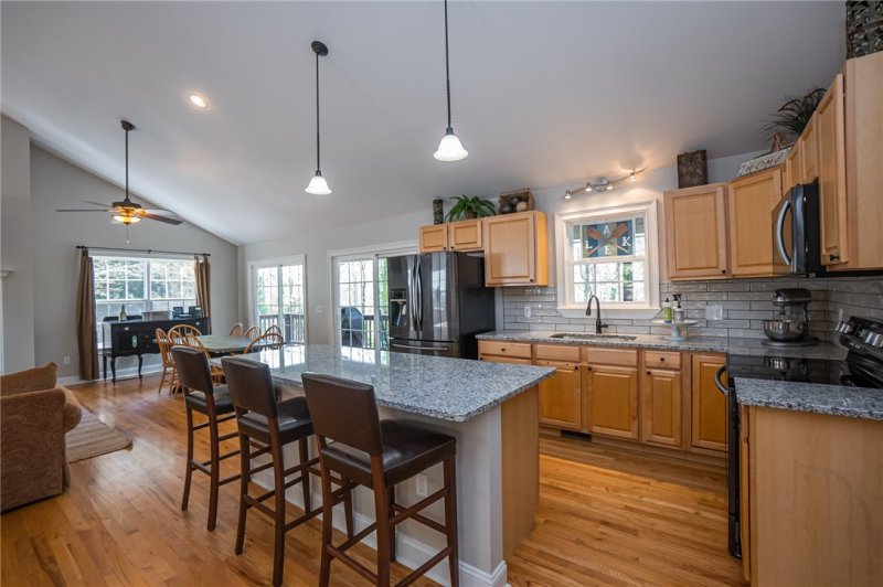 Property image 5 at 143 Waters Edge Lane, West Union, SC 29696