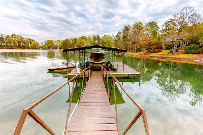 Property image 3 at 604 Eastview Court, Seneca, SC 29672