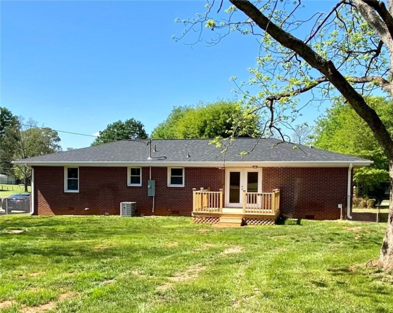 Property image 5 at 507 Cheyenne Street, Anderson, SC 29624