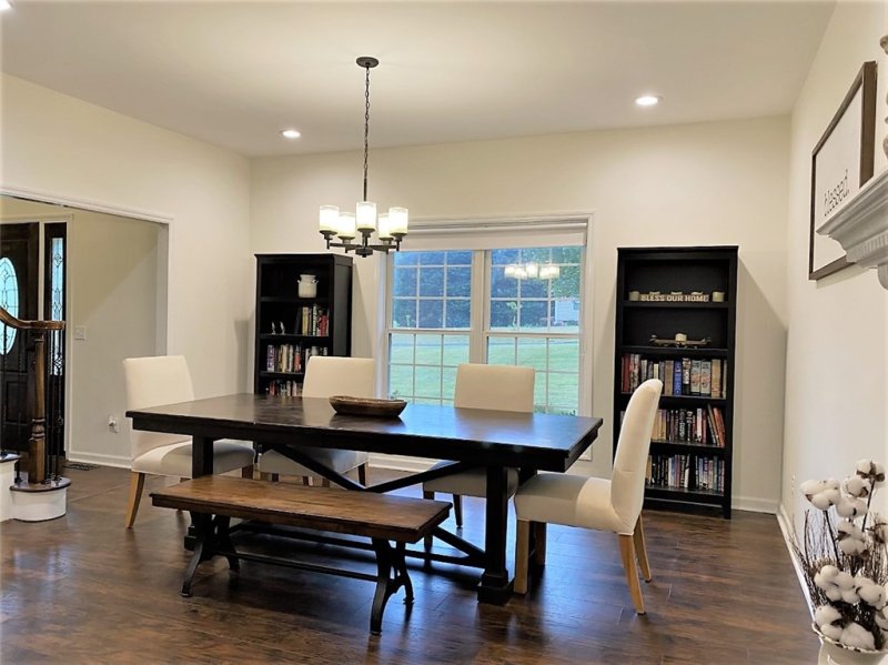 Property image 3 at 110 Saddlebrook Avenue, Pickens, SC 29671