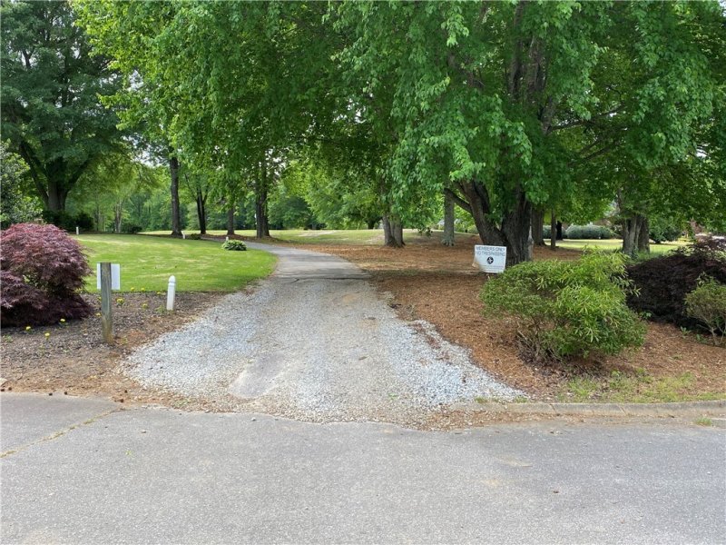 Property image 3 at 103A Sunningdale Court, Easley, SC 29642