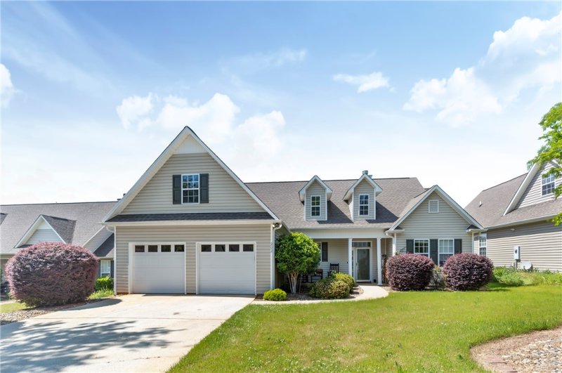 Property image 2 at 202 Providence Court, Seneca, SC 29678