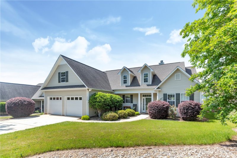 Property image 3 at 202 Providence Court, Seneca, SC 29678
