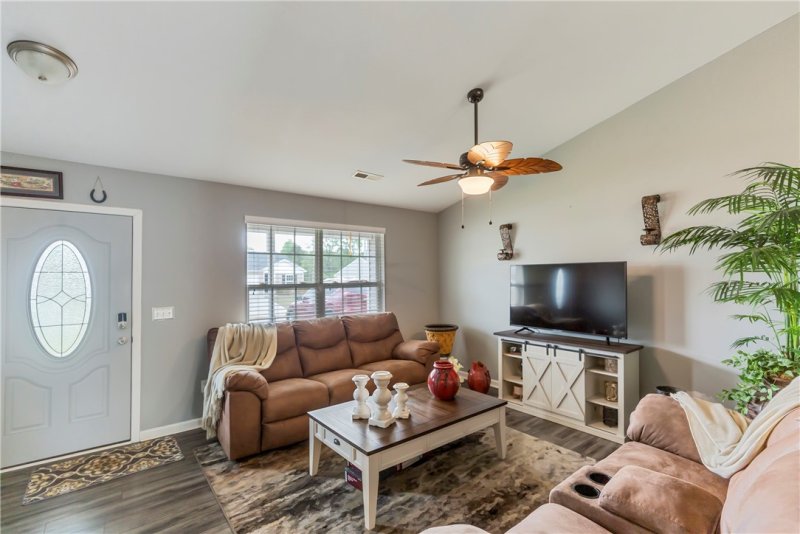 Property image 2 at 138 Strawberry Place, Anderson, SC 29624