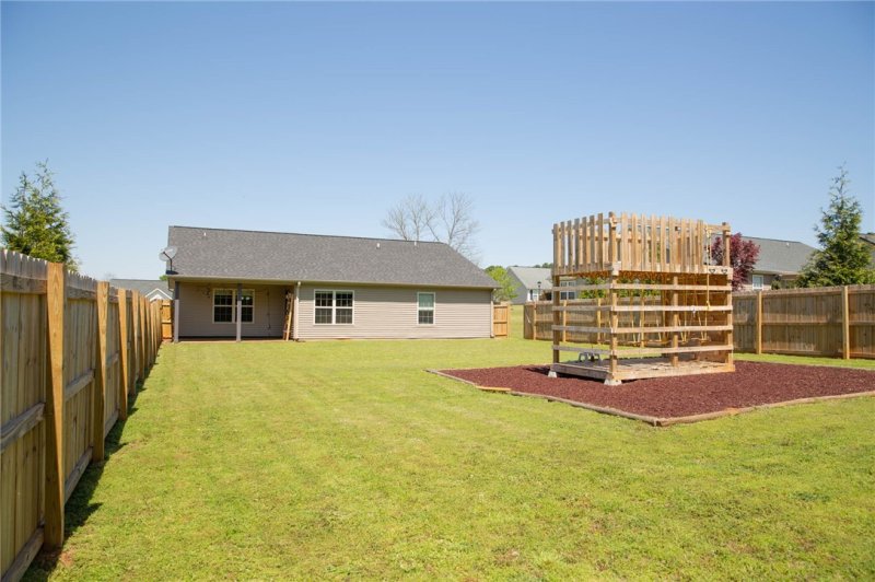 Property image 3 at 123 Mediterranean Avenue, Anderson, SC 29621