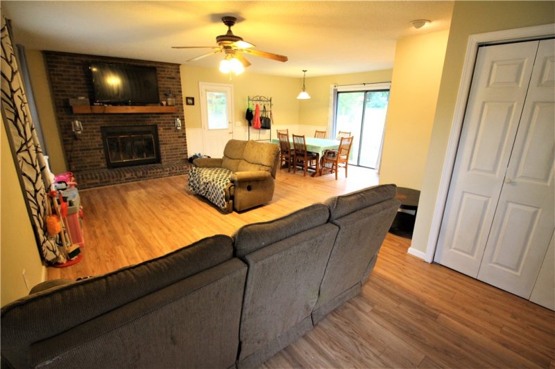 Property image 4 at 317 Elm Street, Pendleton, SC 29670