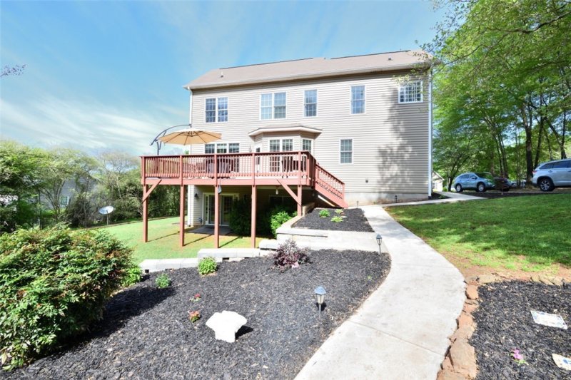 Property image 3 at 250 Stone Pond Way, Seneca, SC 29678