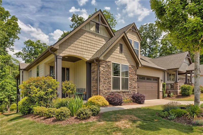 Property image 2 at 3238 Championship Drive, Seneca, SC 29678