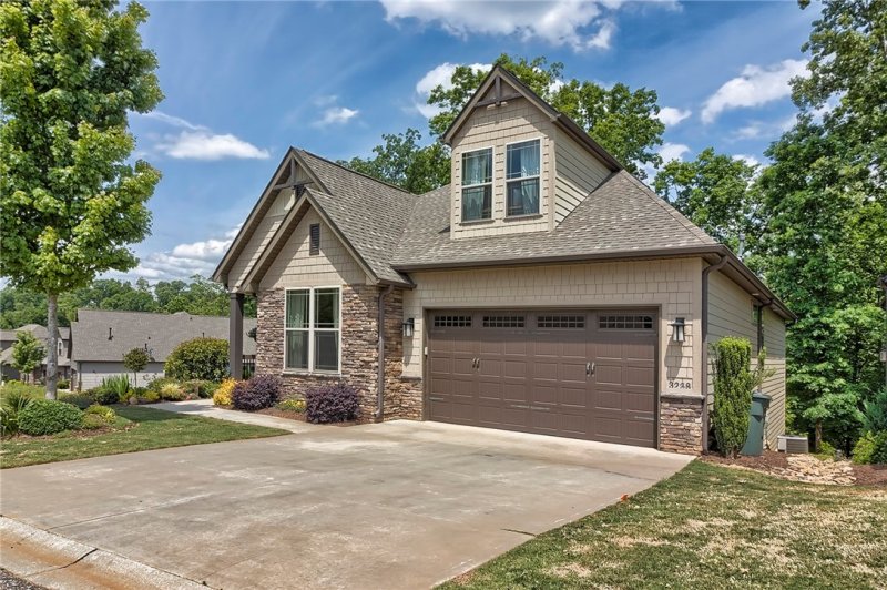 Property image 3 at 3238 Championship Drive, Seneca, SC 29678