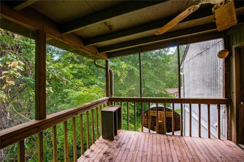 Property image 2 at 305 Lancelot Drive, Clemson, SC 29631