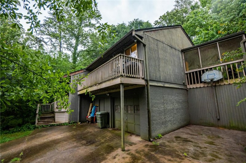 Property image 5 at 305 Lancelot Drive, Clemson, SC 29631