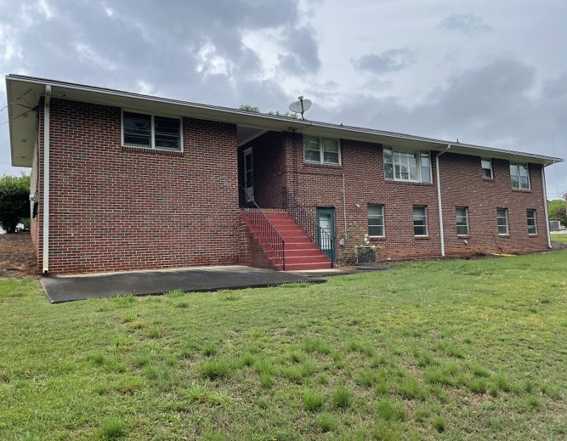 Property image 2 at 25 Yown Road, Greenville, SC 29611