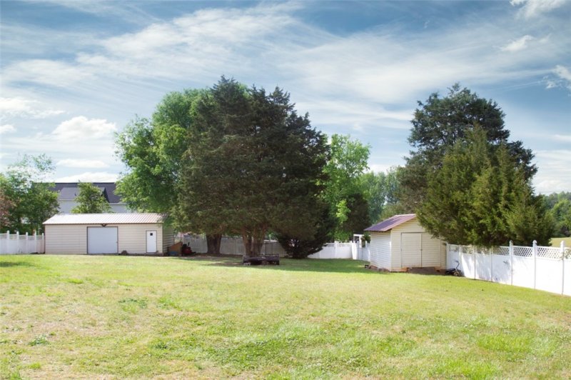 Property image 5 at 1214 Westwood Drive, Piedmont, SC 29673