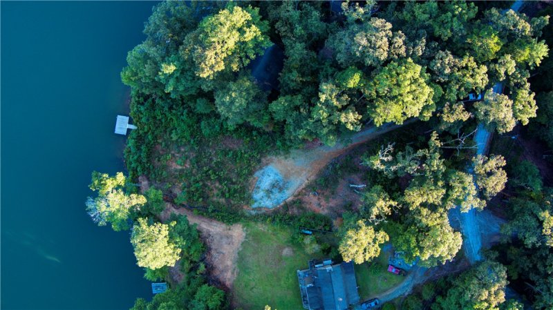 Property image 3 at 330 Whitewater Lake Road, Tamassee, SC 29686