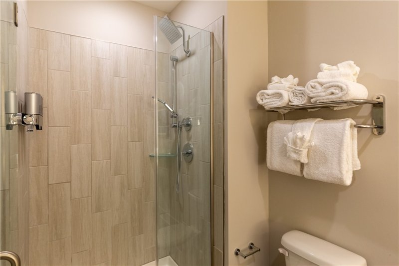 Property image 2 at 13500 Clemson Boulevard, Seneca, SC 29678