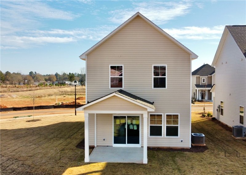 Property image 3 at 232 Samuel Street, Pendleton, SC 29670