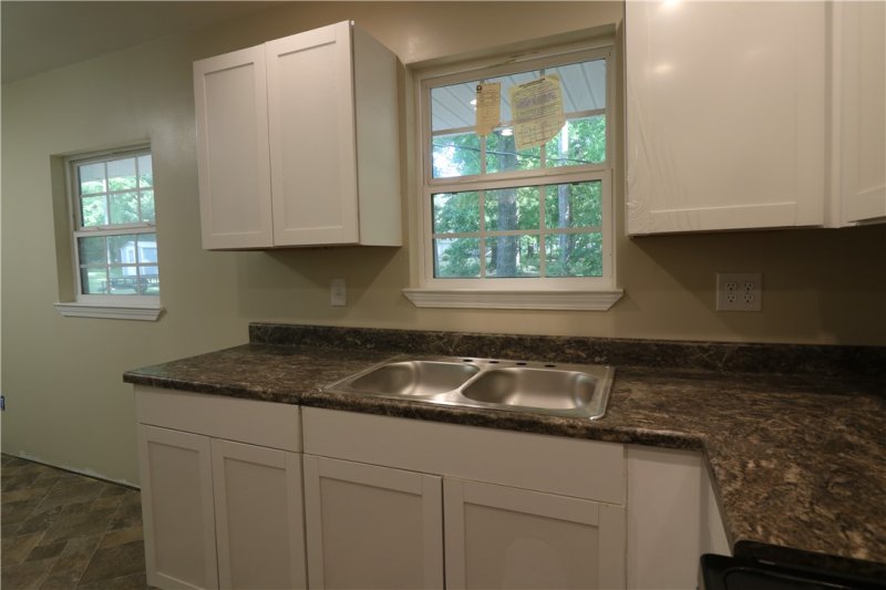 Property image 3 at 110 Linda Lane, Honea Path, SC 29654