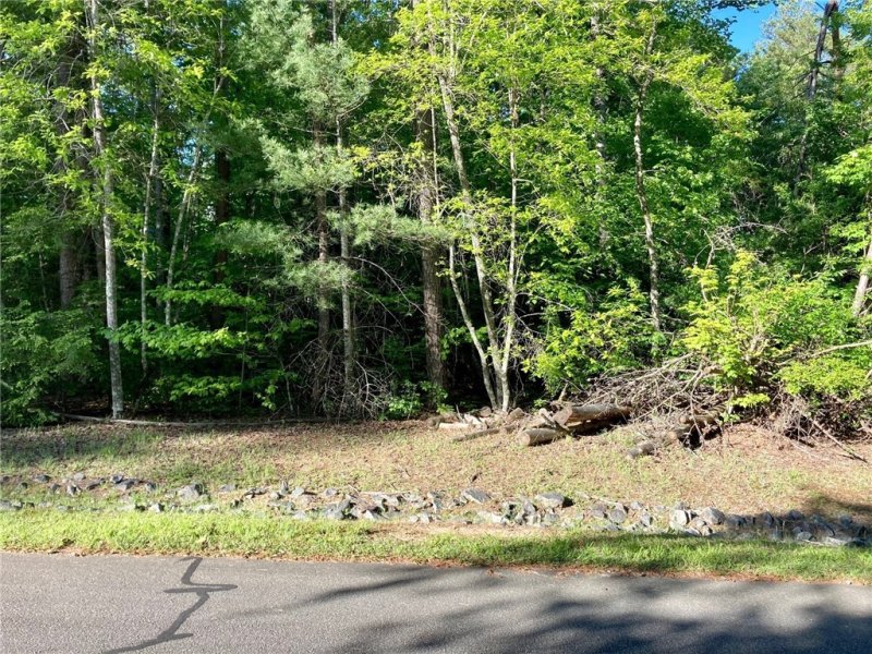 LOT 127 Keowee Bay Circle