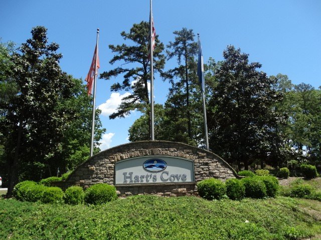 1113 Harts Ridge Drive