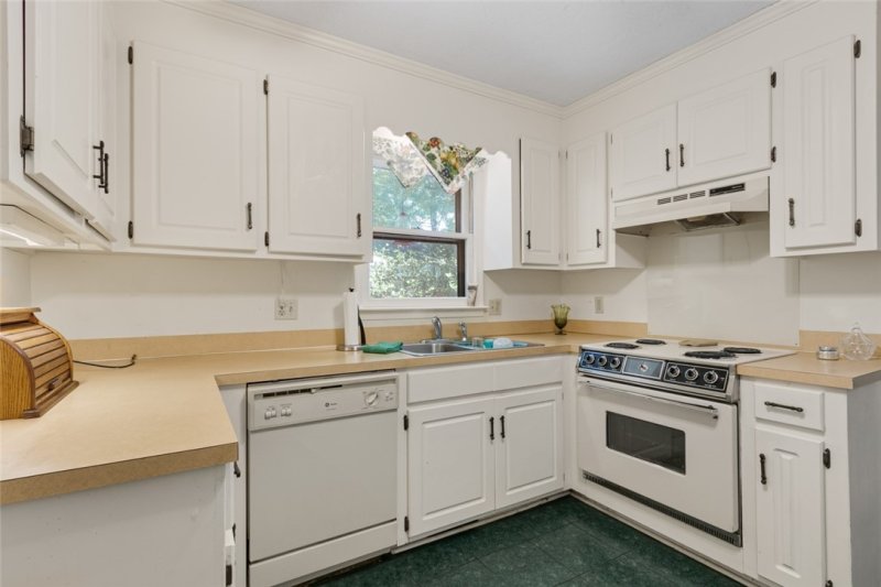 Property image 2 at 1408 Pioneer Drive, Anderson, SC 29621