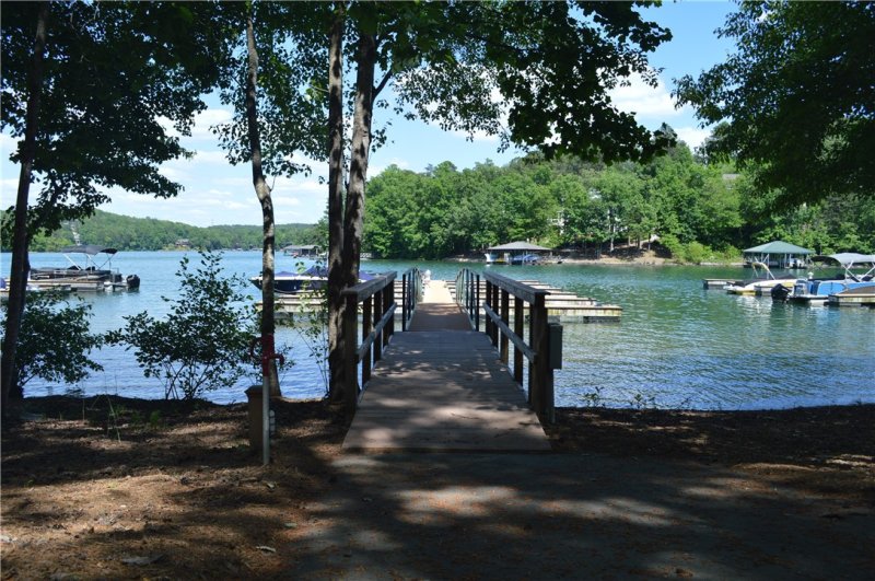 Property image 2 at Lot 147 Longwood Drive, Seneca, SC 29672