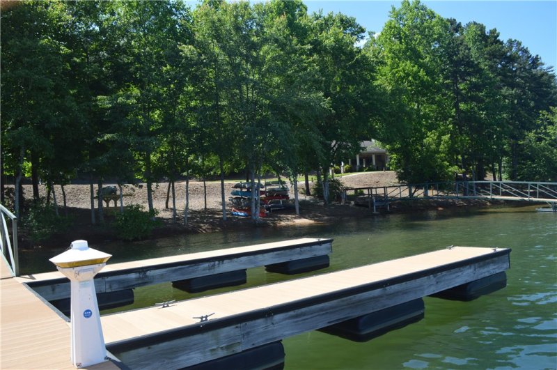 Property image 4 at Lot 147 Longwood Drive, Seneca, SC 29672