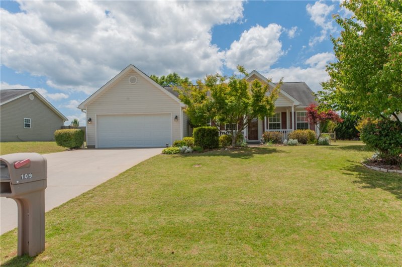 Property image 3 at 109 Baltic Avenue, Anderson, SC 29621