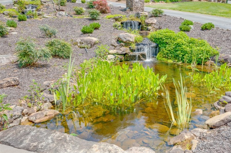 Property image 3 at 210 Cliffside Trail, Pickens, SC 29671