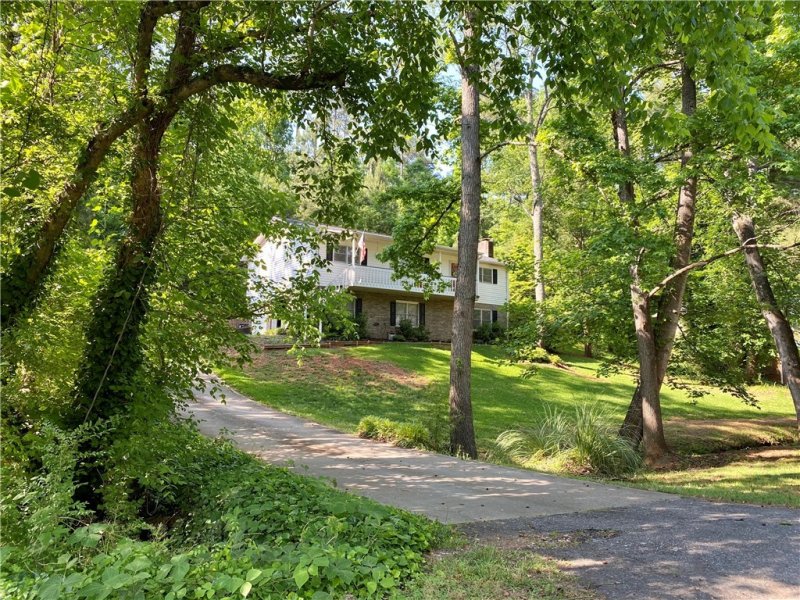 Property image 2 at 410 Kingston Way, Anderson, SC 29625