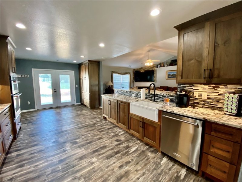 Property image 3 at 125 McClain Lake Drive, Anderson, SC 29621