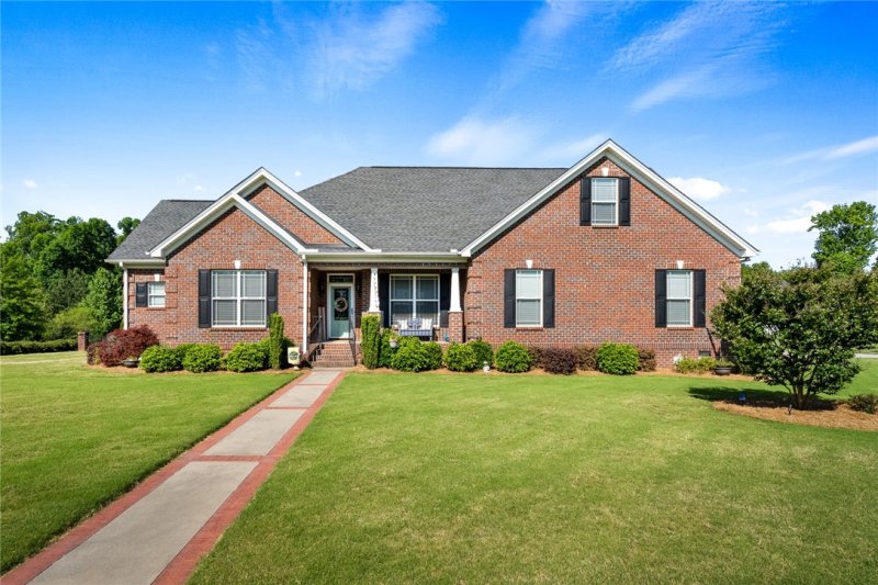 Property image 3 at 156 Cayman Way, Anderson, SC 29621